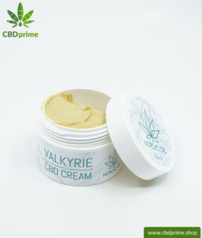 VALKYRIE CBD Hautcreme. Unterstützung und Hilfe bei AKNE auch mit der Kraft der Cannabis Pflanze. Ohne THC. Vegan.